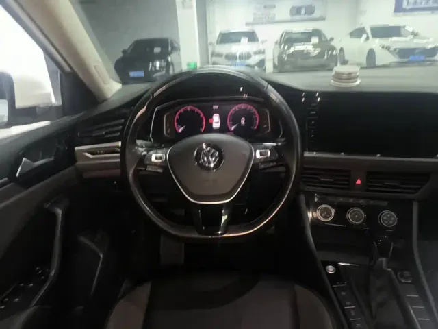 Volkswagen Sagitar — Фото автомобиля 10