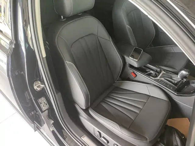 Volkswagen Passat — Фото автомобиля 24