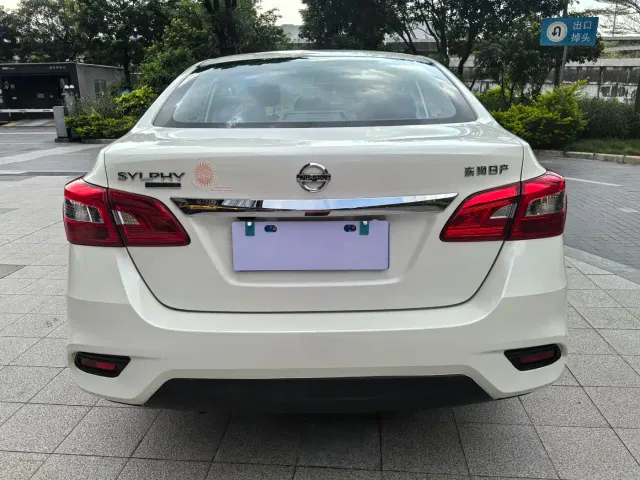 Nissan Sylphy — Фото автомобиля 4