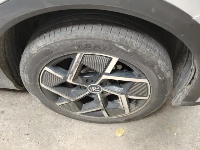 BYD Yuan PLUS — Фото автомобиля 6
