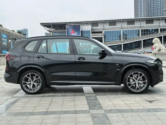 BMW X5 — Фото автомобиля 4