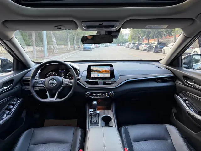 Nissan Teana — Фото автомобиля 8