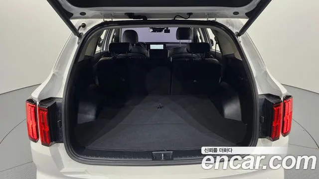 Kia Sorento Sorento 4-е поколение Дизель 2.2 2WD — Фото автомобиля 28