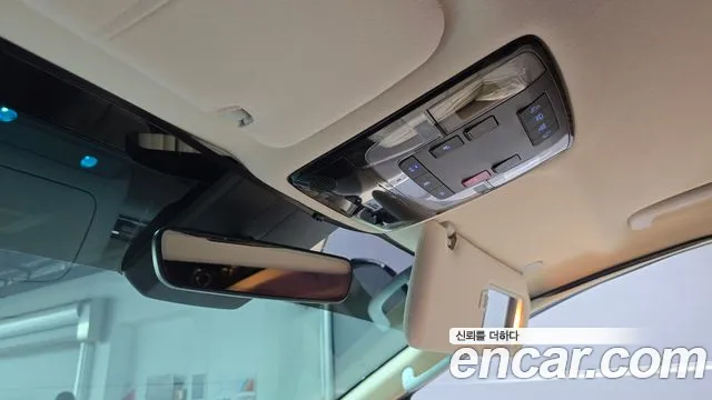 Hyundai Staria Staria — Фото автомобиля 16