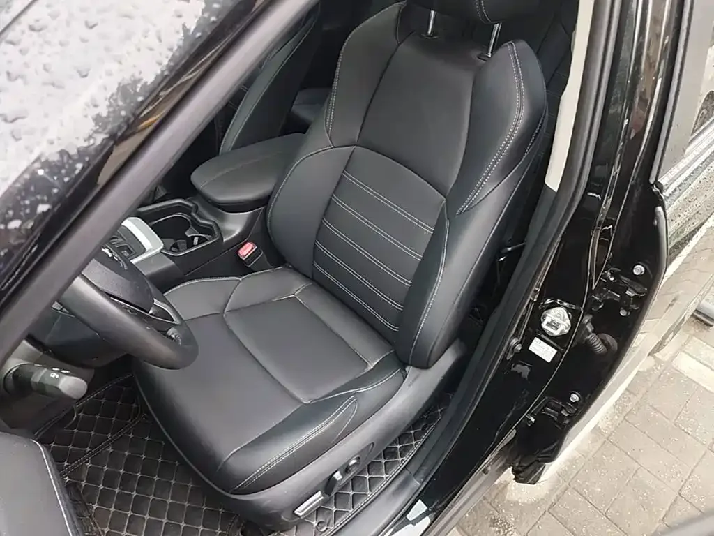 Toyota Wildlander 2022 2.0L CVT FWD Luxury PLUS Edition — Фото автомобиля 19