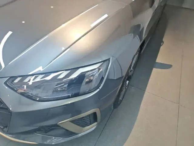 Audi A4L — Фото автомобиля 23