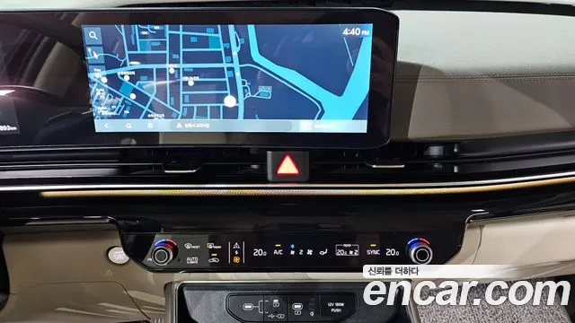 Kia Canival — Фото автомобиля 17