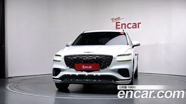 Genesis GV70 — Фото автомобиля 3