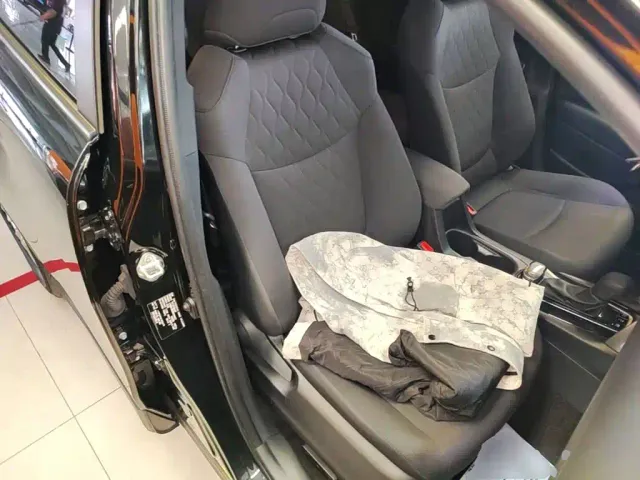 Toyota Corolla Cross — Фото автомобиля 24