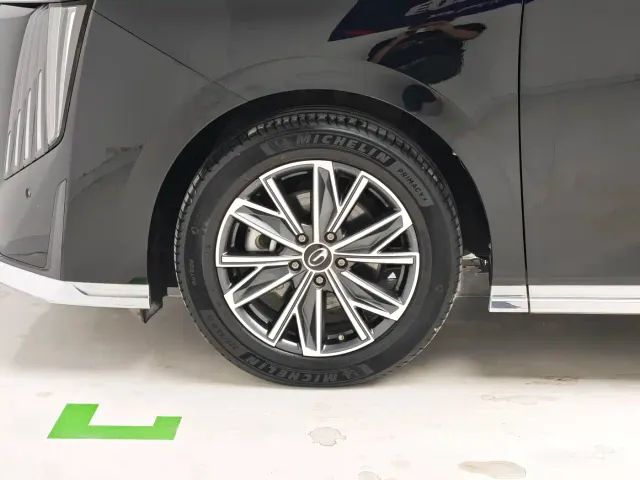 GAC Trumpchi M8 — Фото автомобиля 8