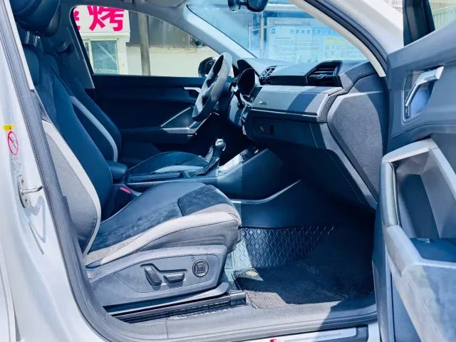 Audi Q3 — Фото автомобиля 21