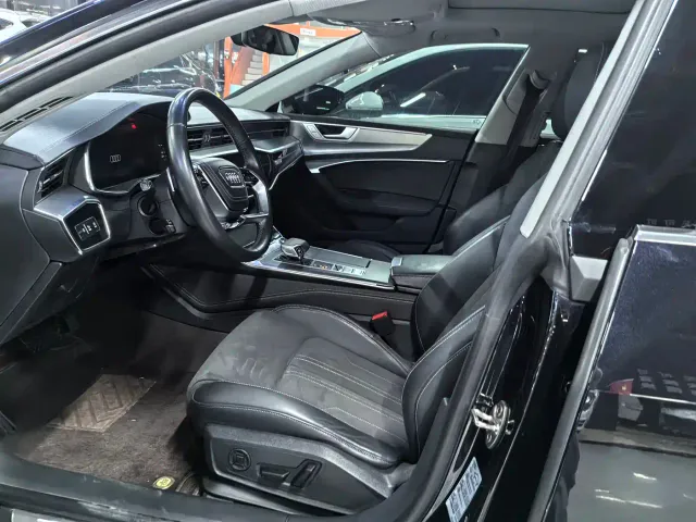 Audi A7L — Фото автомобиля 6