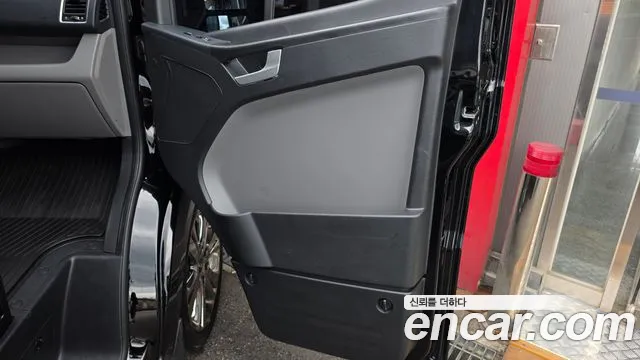 Hyundai Solati Solati 15 мест — Фото автомобиля 24