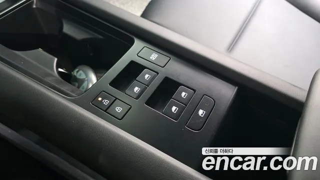 Hyundai Ioniq 6 — Фото автомобиля 28