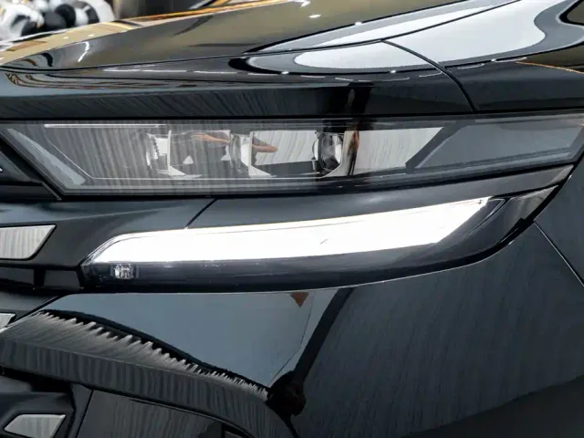 Toyota Vellfire — Фото автомобиля 8