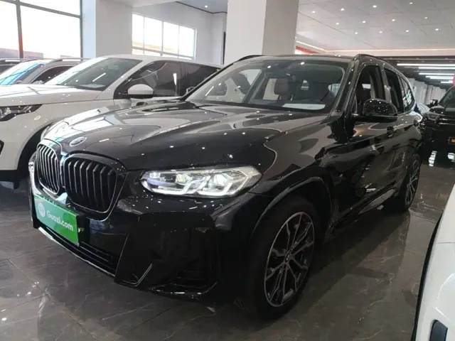 Фотография автомобиля — BMW X3