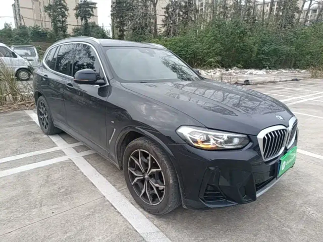 BMW X3 — Фото автомобиля 3