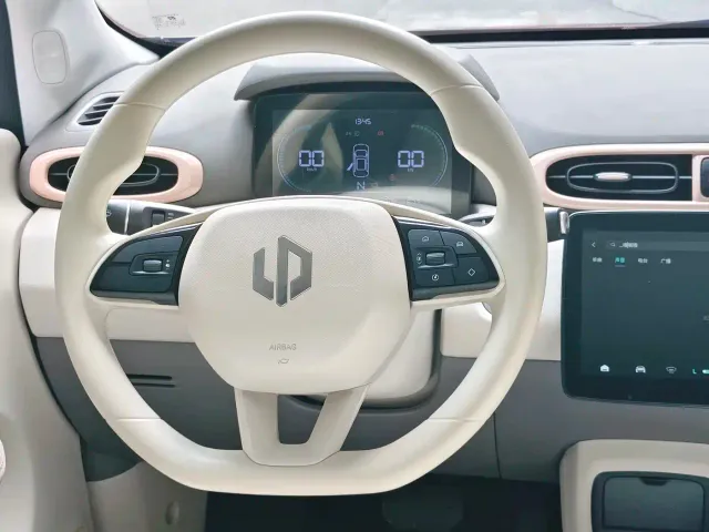 Leapmotor T03 — Фото автомобиля 7