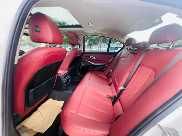 BMW 3 Series — Фото автомобиля 8
