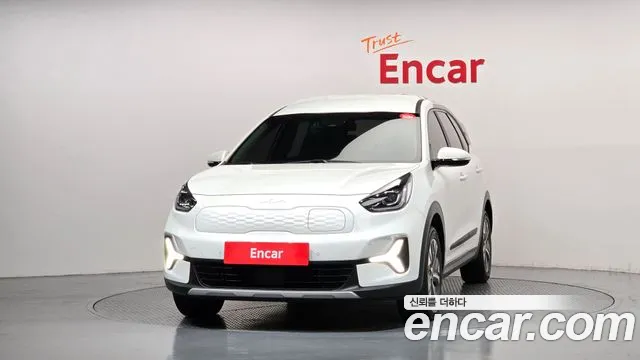 Kia Niro — Фото автомобиля 3