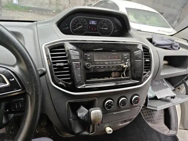 Maxus Xintu V80 — Фото автомобиля 5