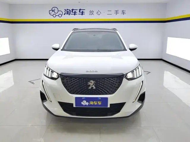 Peugeot 2008 — Фото автомобиля 2