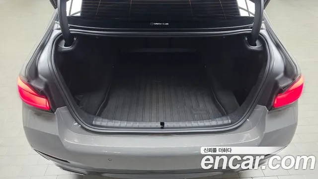 BMW 5-Series — Фото автомобиля 15