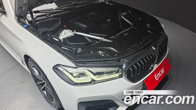 BMW 5 Series G30 — Фото автомобиля 9