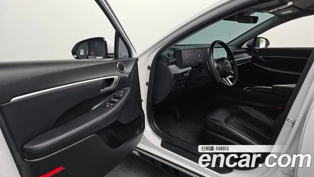 Hyundai Sonata — Фото автомобиля 15