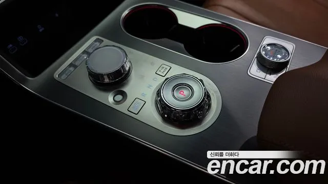 Genesis GV80 — Фото автомобиля 12