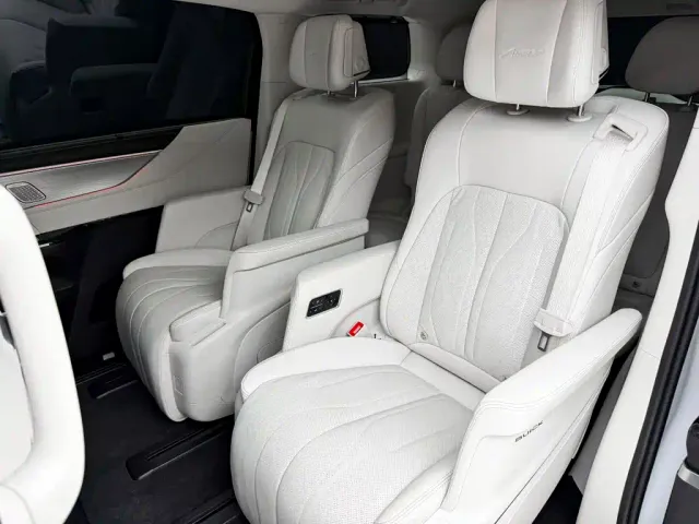 Buick Buick GL8 New Energy 2024 Landglory Luxury Edition 7-Seater — Фото автомобиля 7