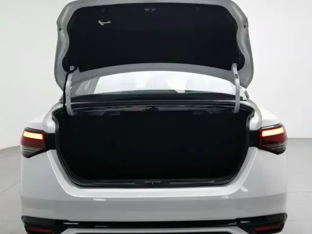 Nissan Sylphy — Фото автомобиля 16