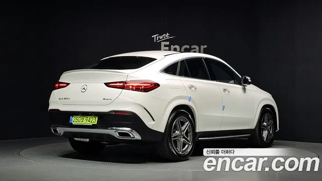 Mercedes-Benz GLE-Class — Фото автомобиля 2