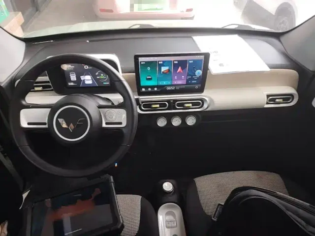 Wuling Hongguang Mini EV — Фото автомобиля 9