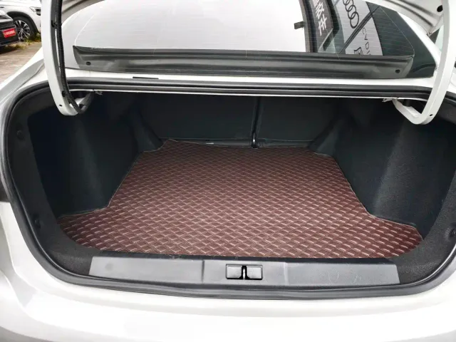 Peugeot 408 — Фото автомобиля 12
