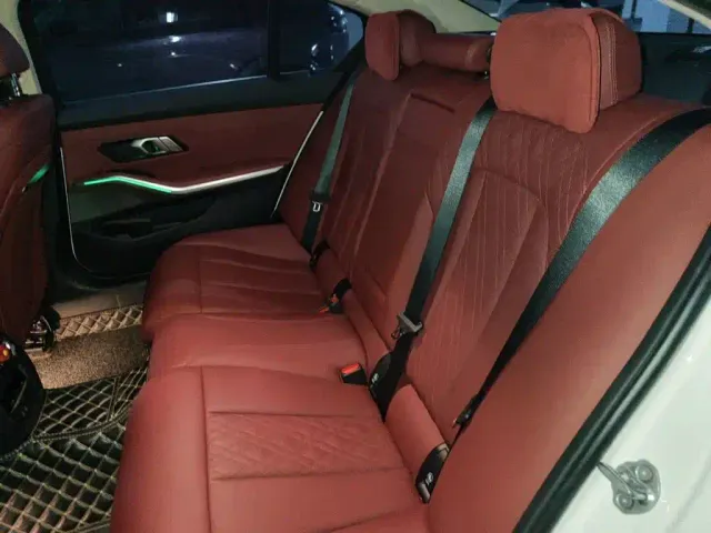 BMW 3 Series — Фото автомобиля 18