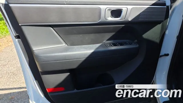 Hyundai Santafe Santa Fe (MX5) Бензин 2.5T 2WD — Фото автомобиля 24