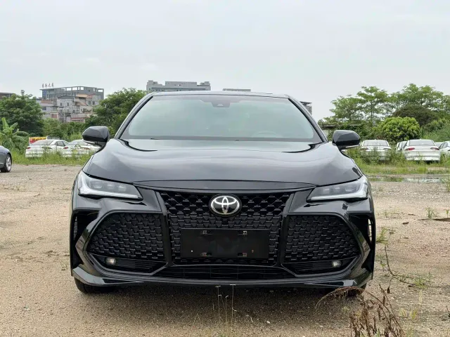 Toyota Avalon — Фото автомобиля 2