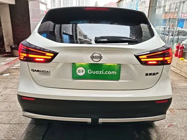 Nissan Qashqai — Фото автомобиля 5