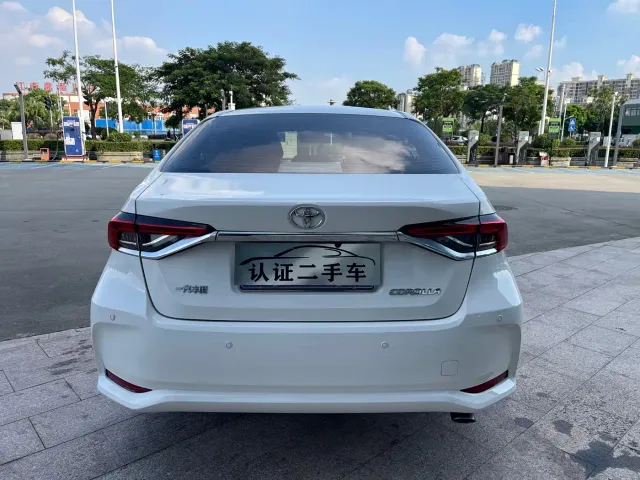 Toyota Corolla — Фото автомобиля 3