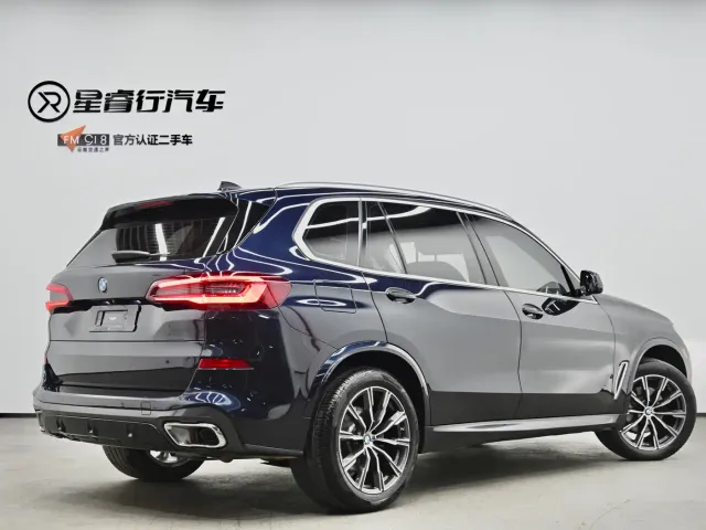BMW X5 — Фото автомобиля 3