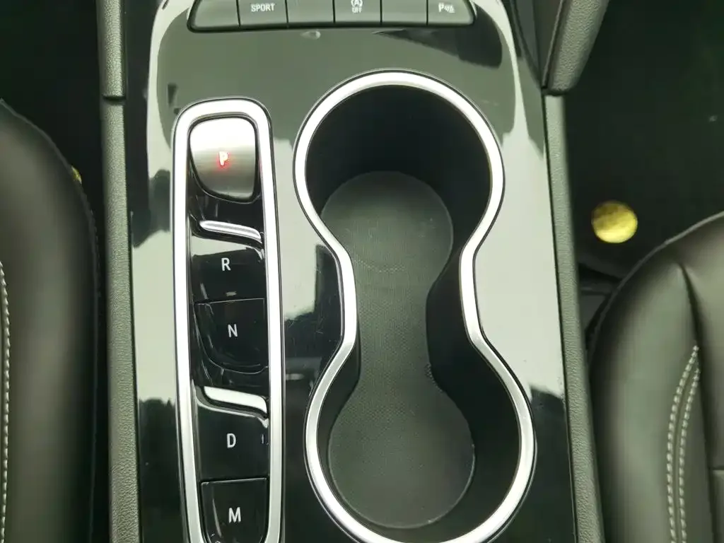 Buick Regal 2024 25T Ultra Comfort Edition — Фото автомобиля 13