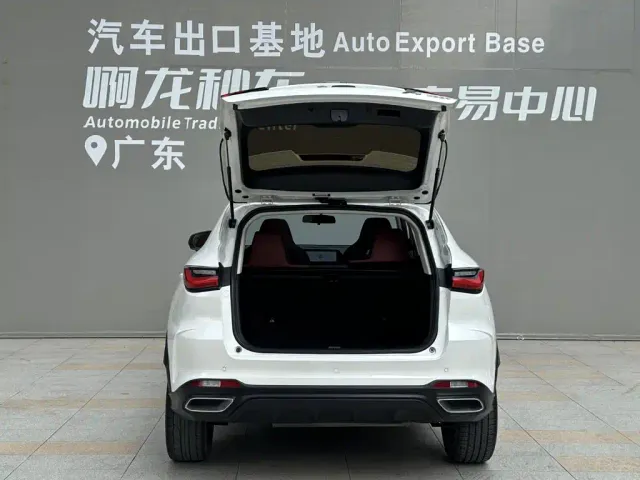 Changan Oushang X5 — Фото автомобиля 14