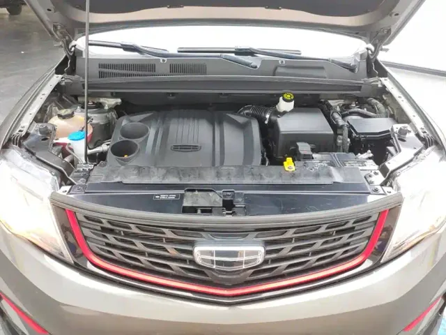 Geely Boyue — Фото автомобиля 10