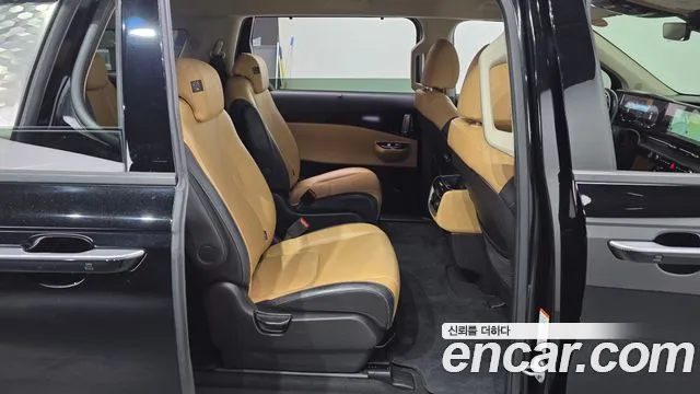 Kia Canival Carnival 4 поколение Дизель 9 мест Signature — Фото автомобиля 11