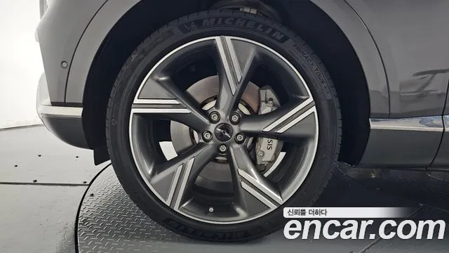 Genesis GV80 — Фото автомобиля 5
