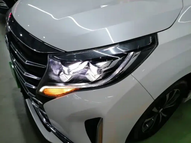 GAC Trumpchi M8 — Фото автомобиля 23