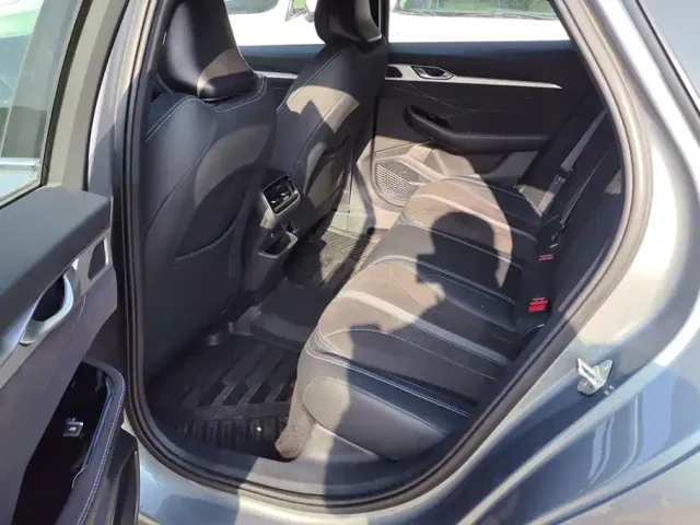 Geely Xingrui — Фото автомобиля 11