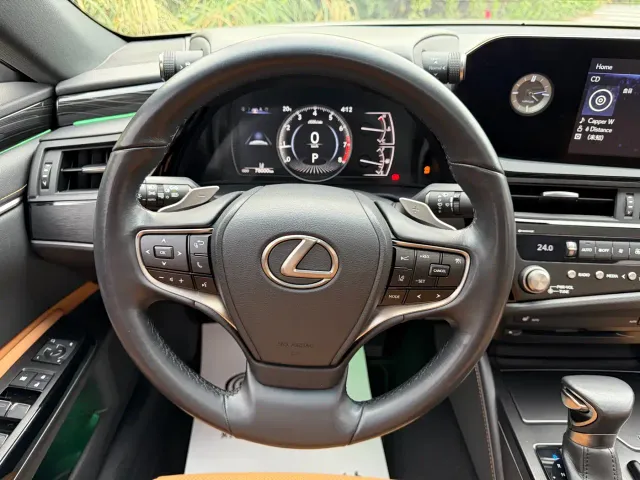 Lexus ES — Фото автомобиля 21