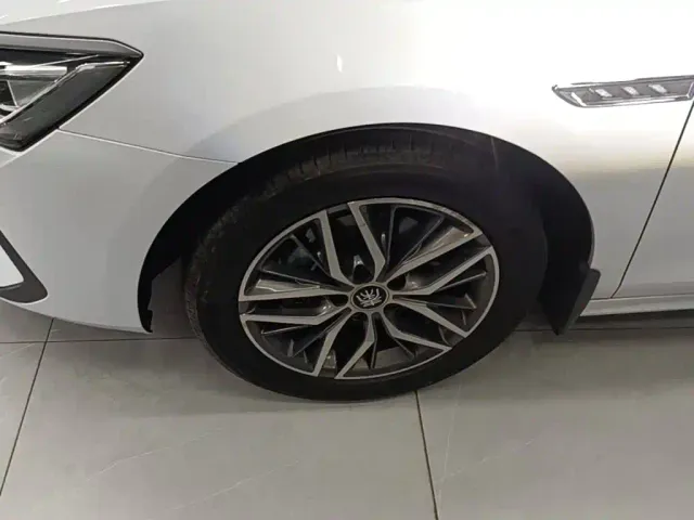 BYD Qin PLUS — Фото автомобиля 22